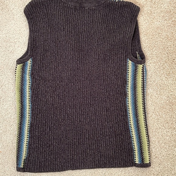 Woolrich Women’s Full Front Zip Vest - Picture 5 of 5